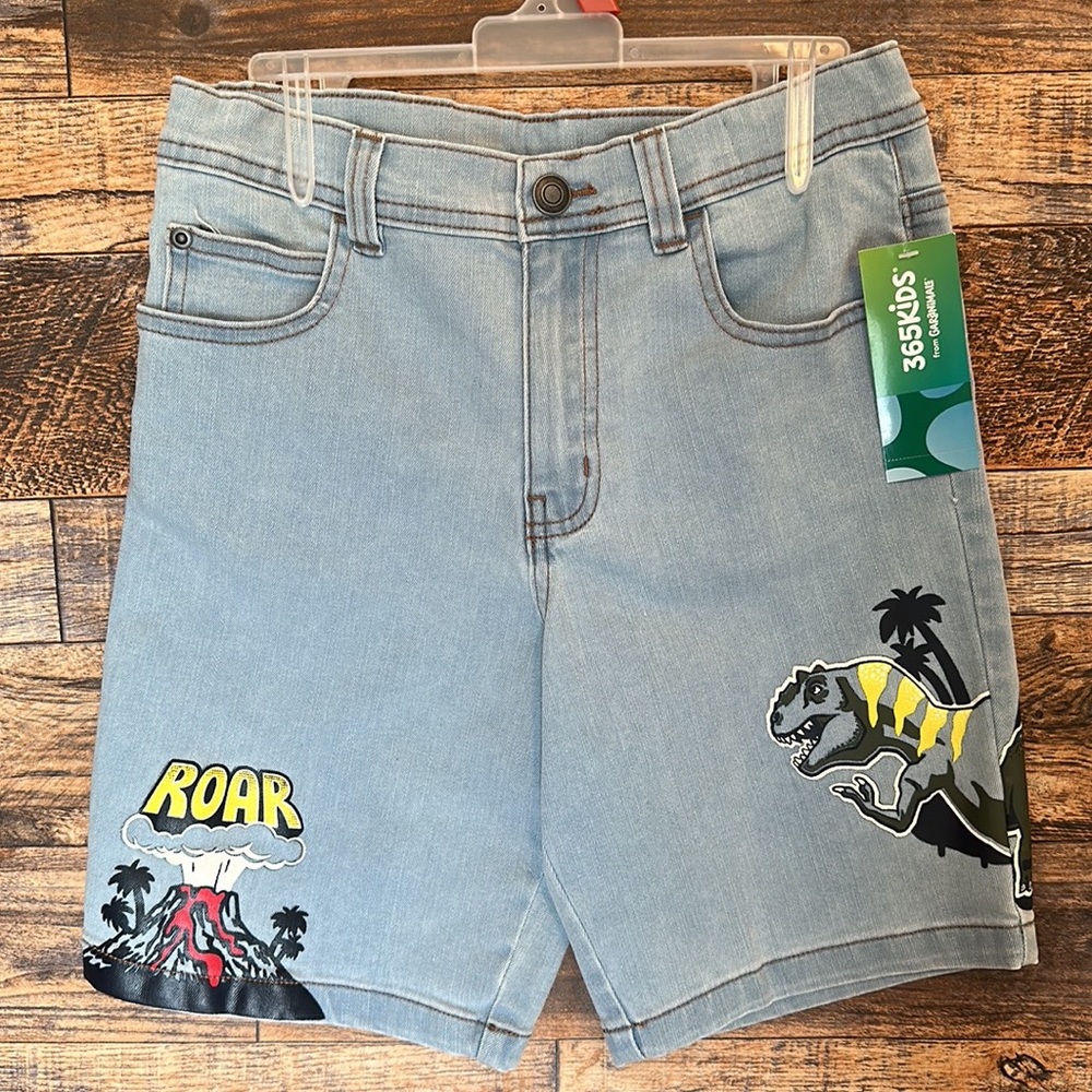 Dinosaur Graphic Shorts (NWT - size 8)